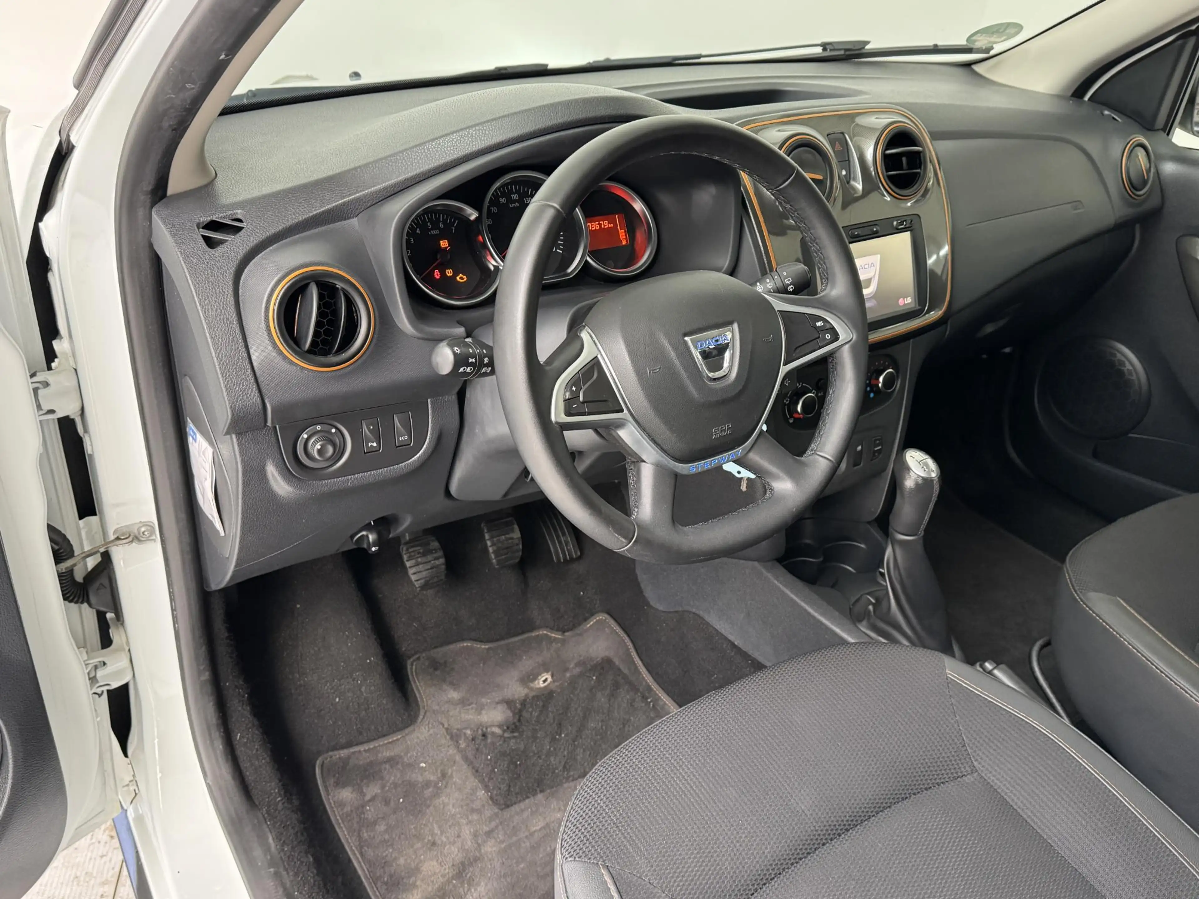 Dacia Sandero 0.9 TCe SL Stepway | Trekhaak | Navigatie | DAB+ | — photo 25