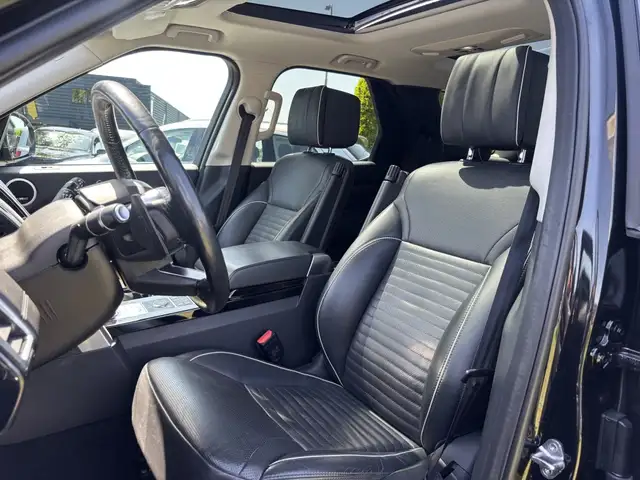 Land Rover Discovery view 17