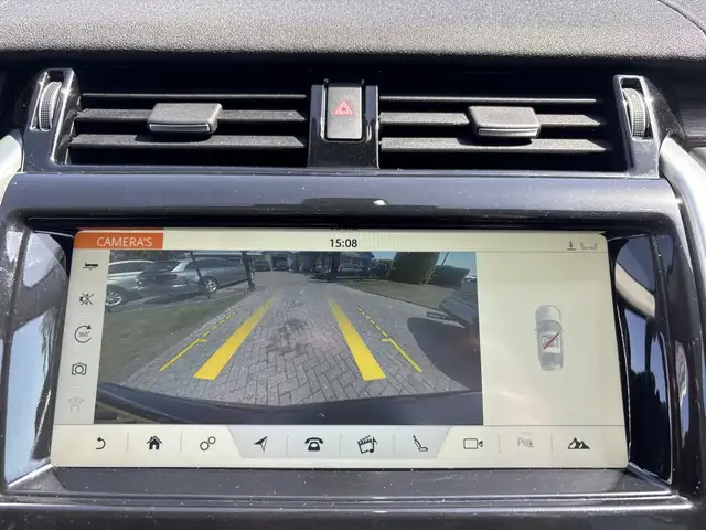Land Rover Discovery view 23
