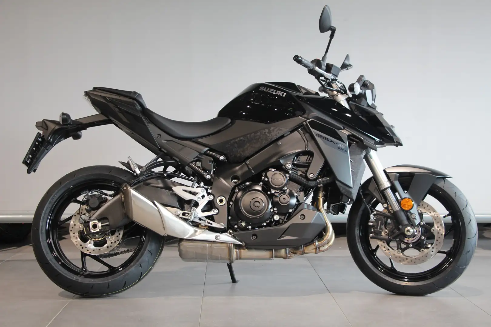 Suzuki GSX-S 950 Zwart - 1