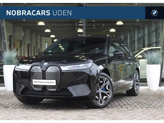 BMW iX xDrive40 High Executive / Trekhaak / Sportpakket /