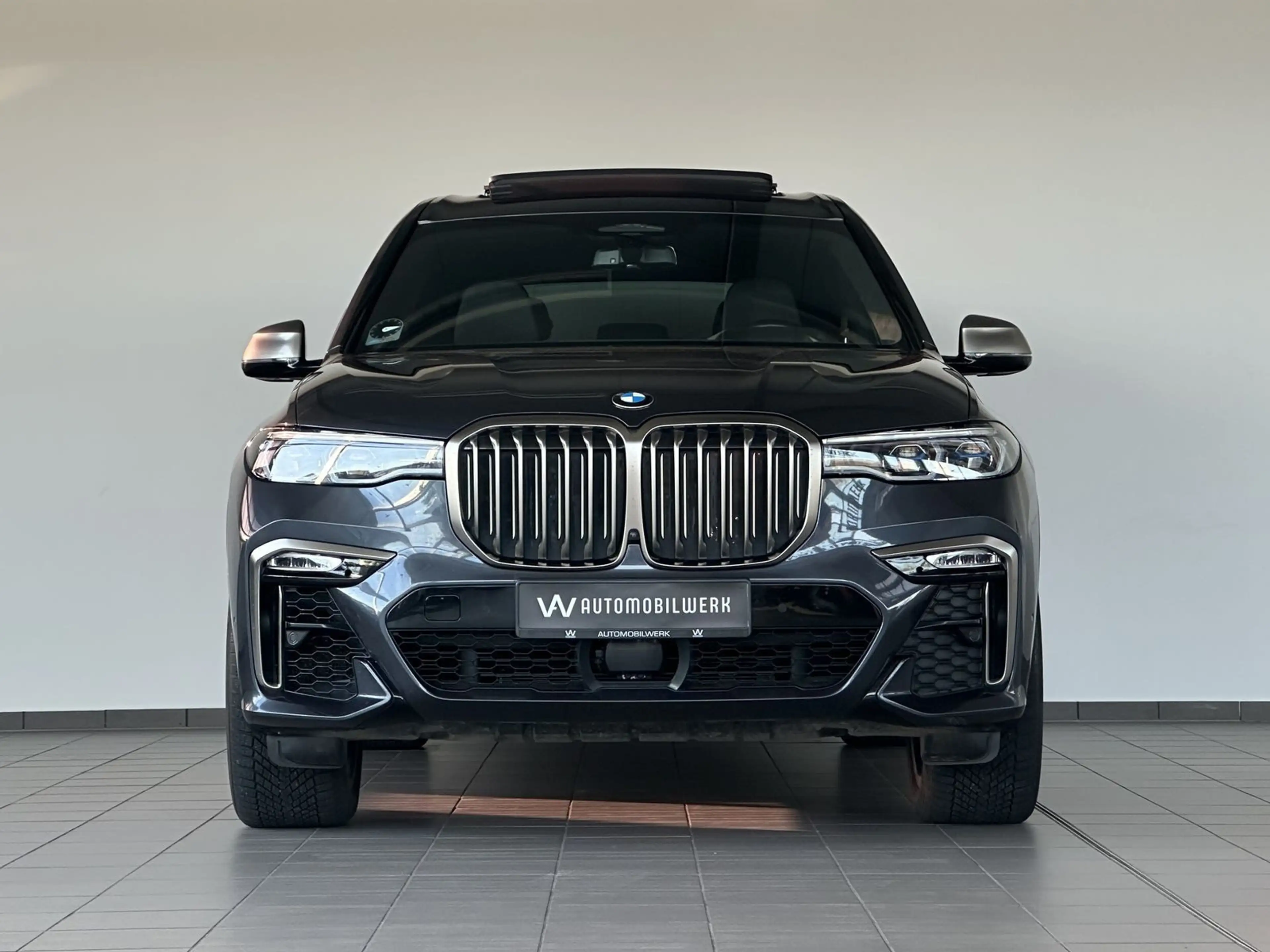 BMW X7 M50 d *7S *PANO *H&K *AHK *LASER *LUFT *H-UP — photo 2