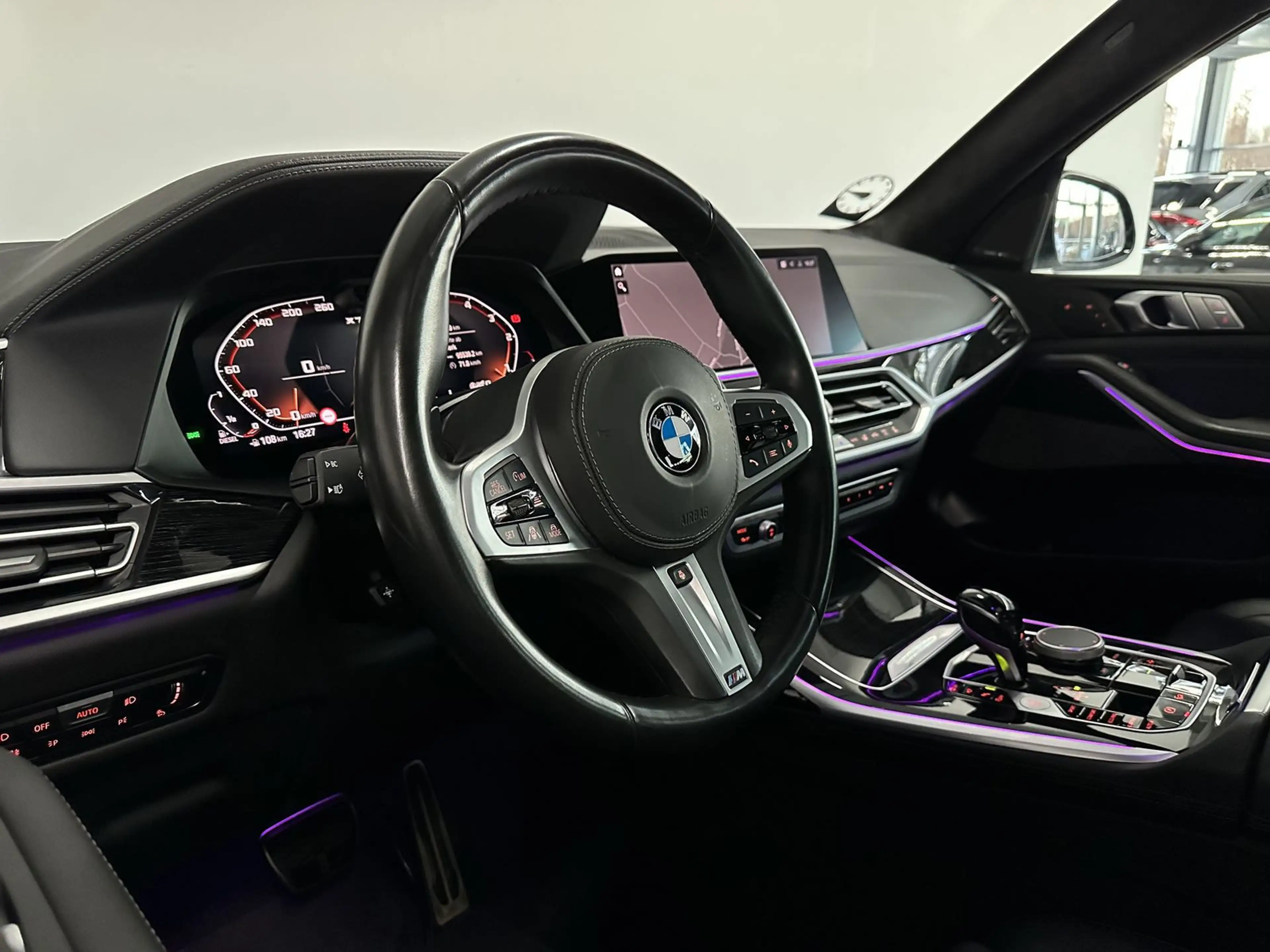 BMW X7 M50 d *7S *PANO *H&K *AHK *LASER *LUFT *H-UP — photo 15