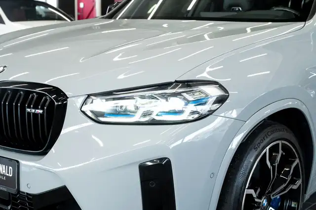 BMW X3 M view 5