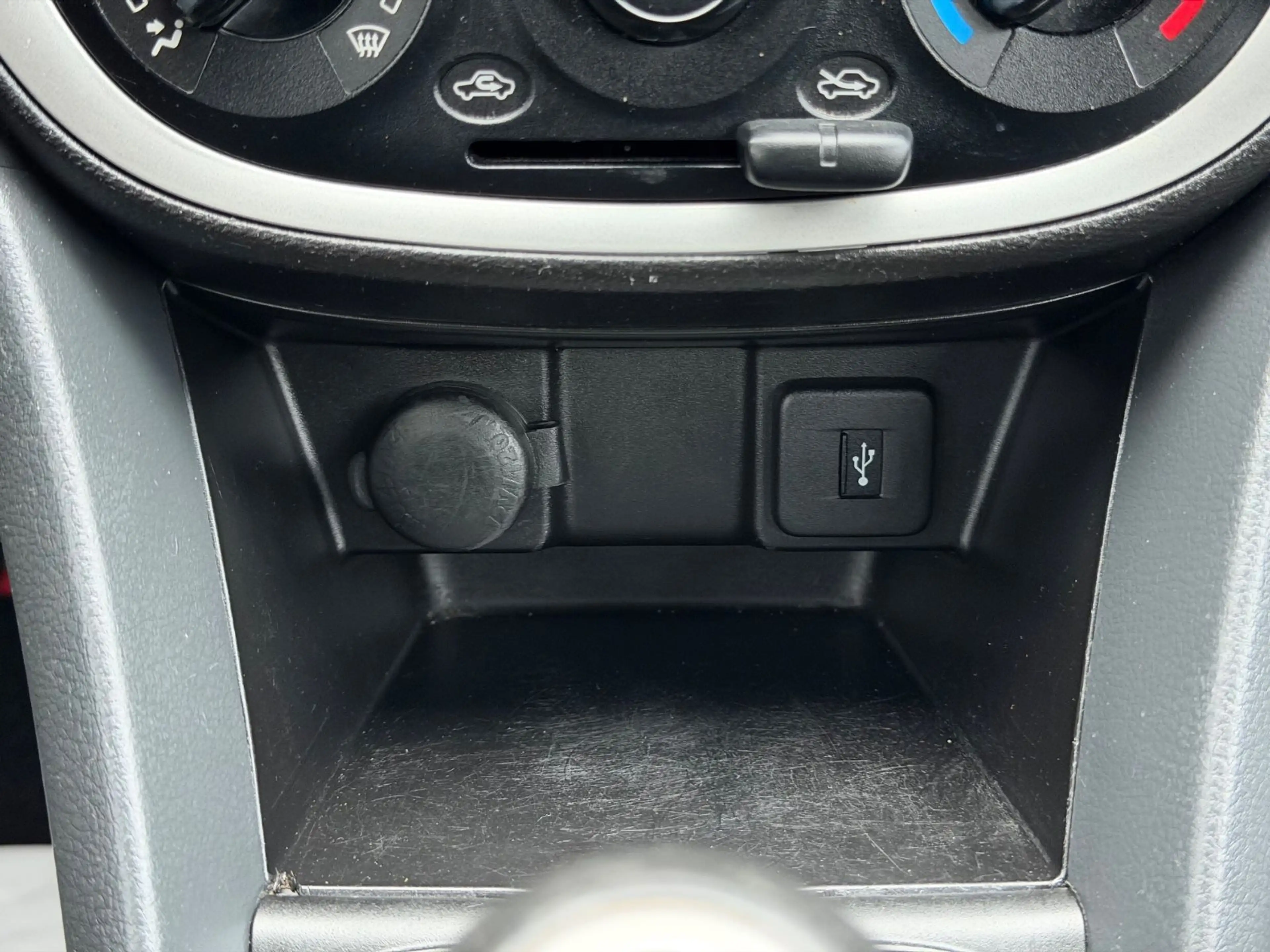 Suzuki Celerio 1.0/KLIMA/WENIG KM/ZV/ALU/GEPFLEGT/TÜV — photo 14