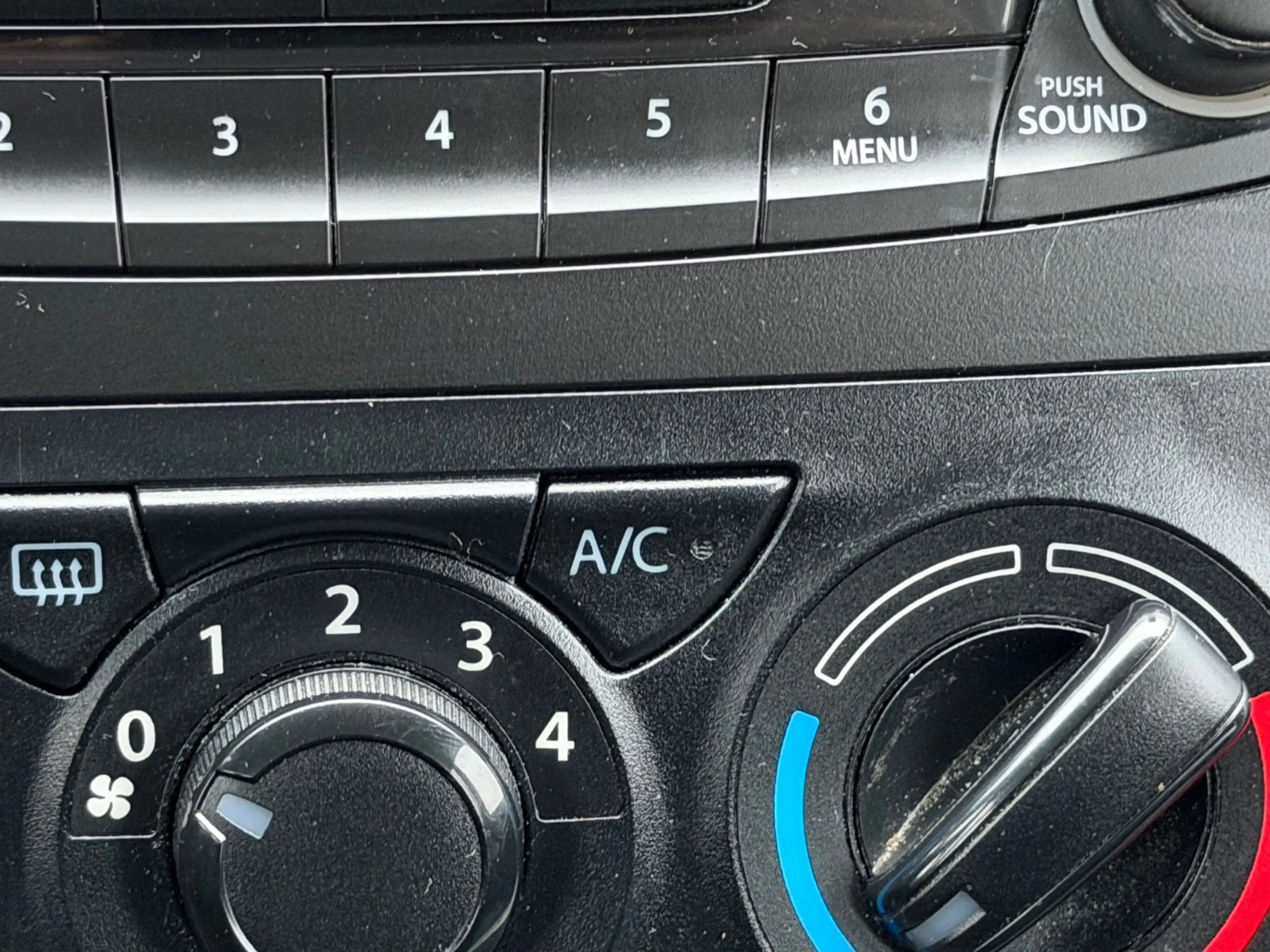 Suzuki Celerio 1.0/KLIMA/WENIG KM/ZV/ALU/GEPFLEGT/TÜV — photo 13