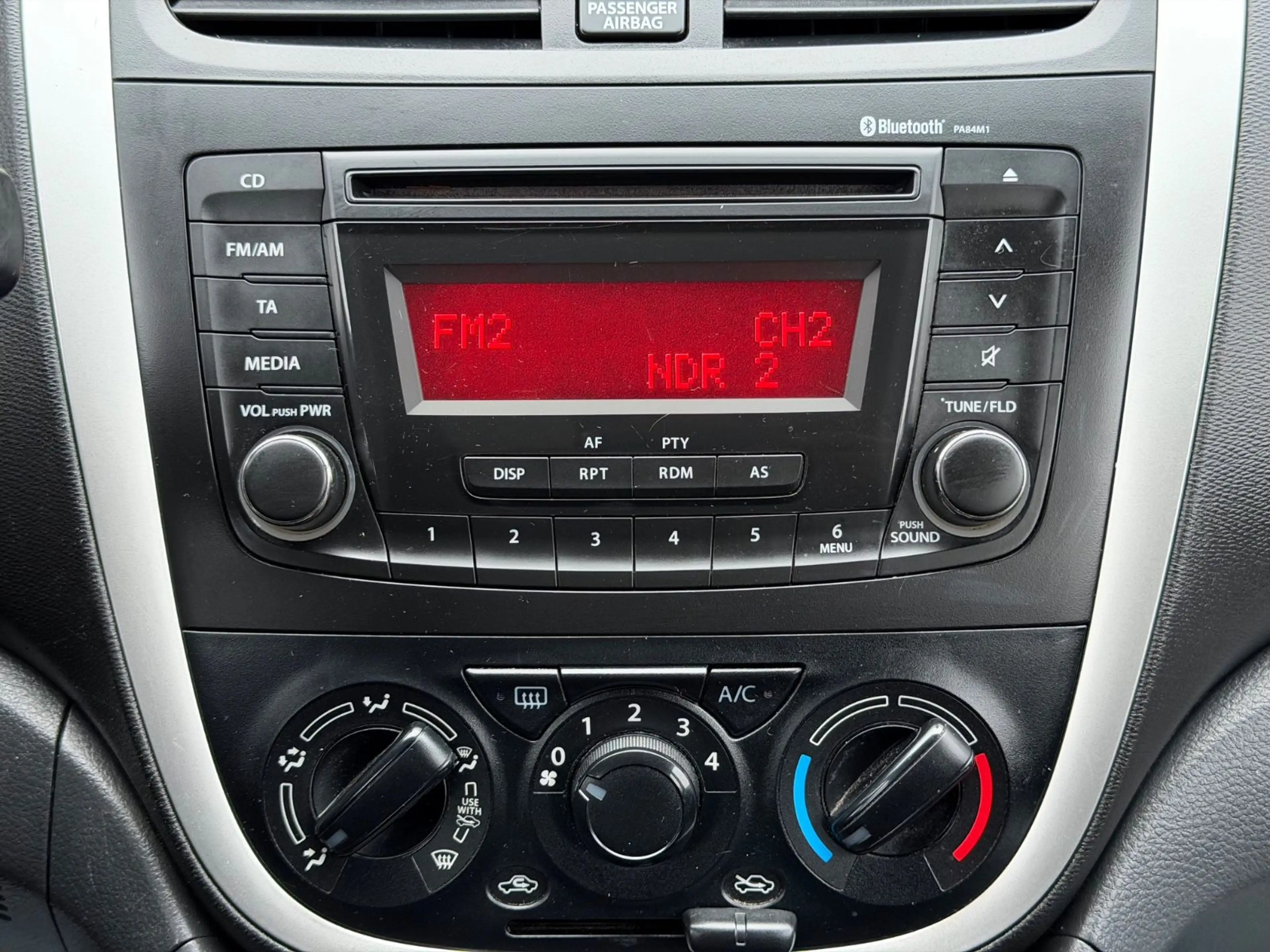 Suzuki Celerio 1.0/KLIMA/WENIG KM/ZV/ALU/GEPFLEGT/TÜV — photo 10