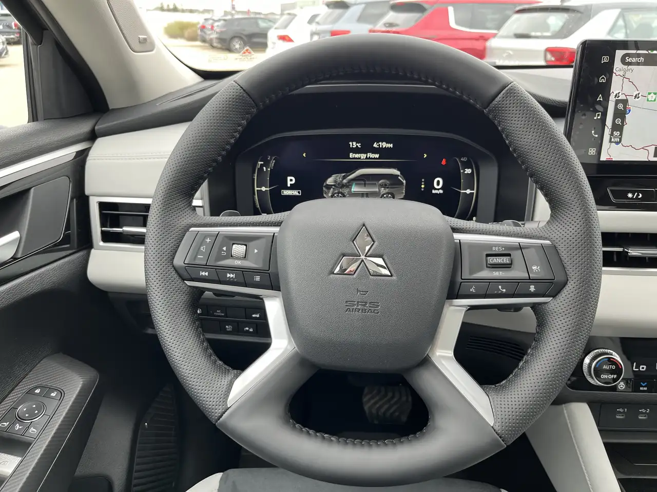 Mitsubishi Outlander снимка Mitsubishi Outlander