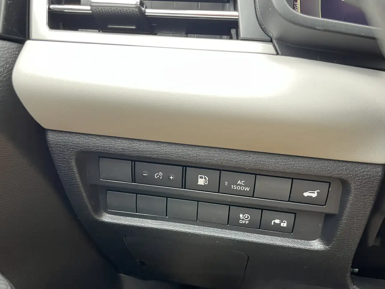 Mitsubishi Outlander снимка Mitsubishi Outlander