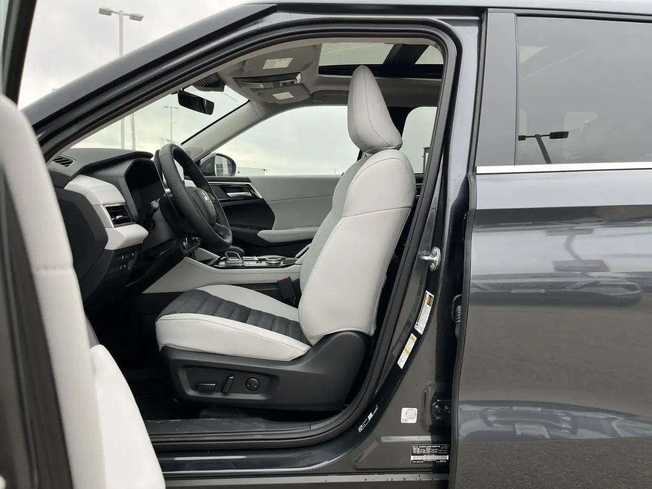 Mitsubishi Outlander снимка Mitsubishi Outlander
