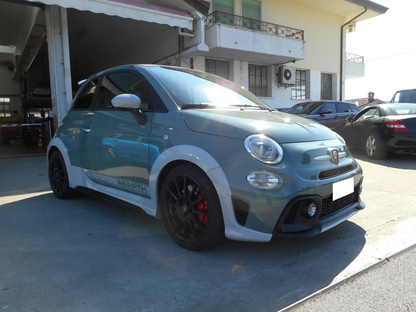 Abarth 695 695 1.4 t-jet 70th 180cv Verde - 2