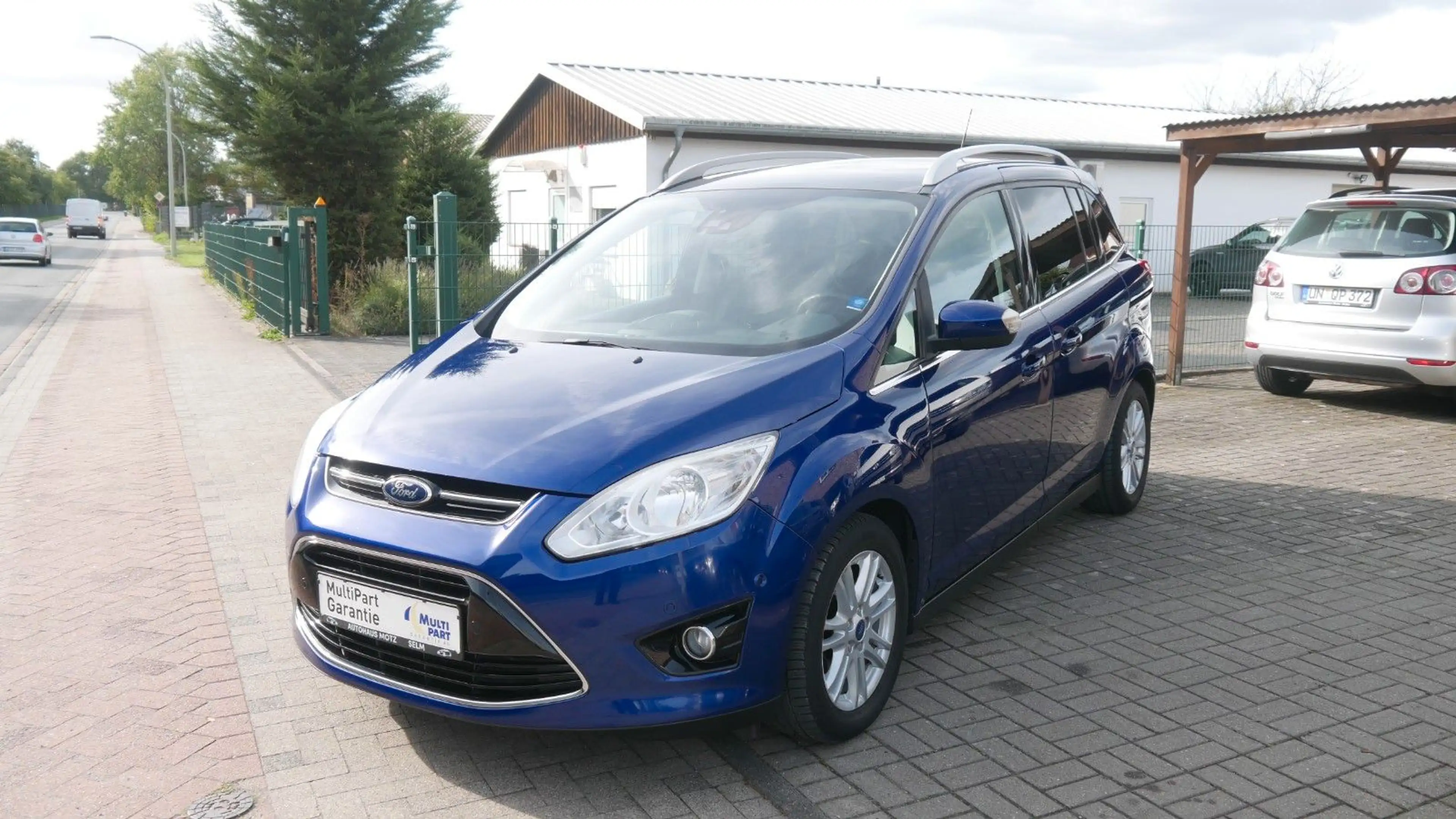 Ford Grand C-Max 2,0TDCi 120kW Titanium — photo 3