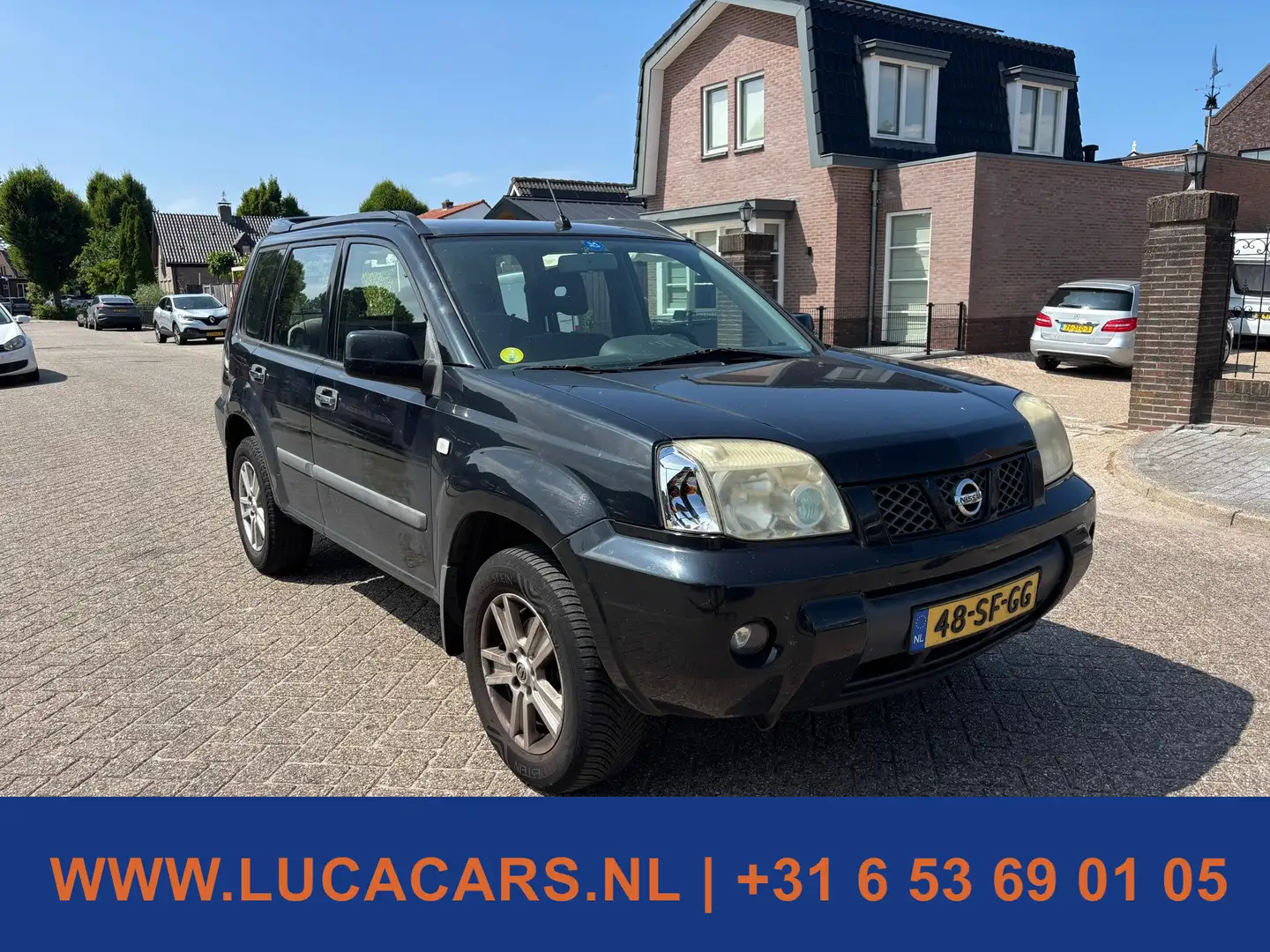 Nissan X-Trail 2.0 Comfort 2wd AIRCO Zwart - 2