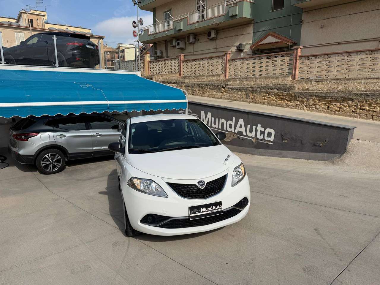 Lancia Ypsilon Ypsilon III 2015 1.2 Gold 69cv