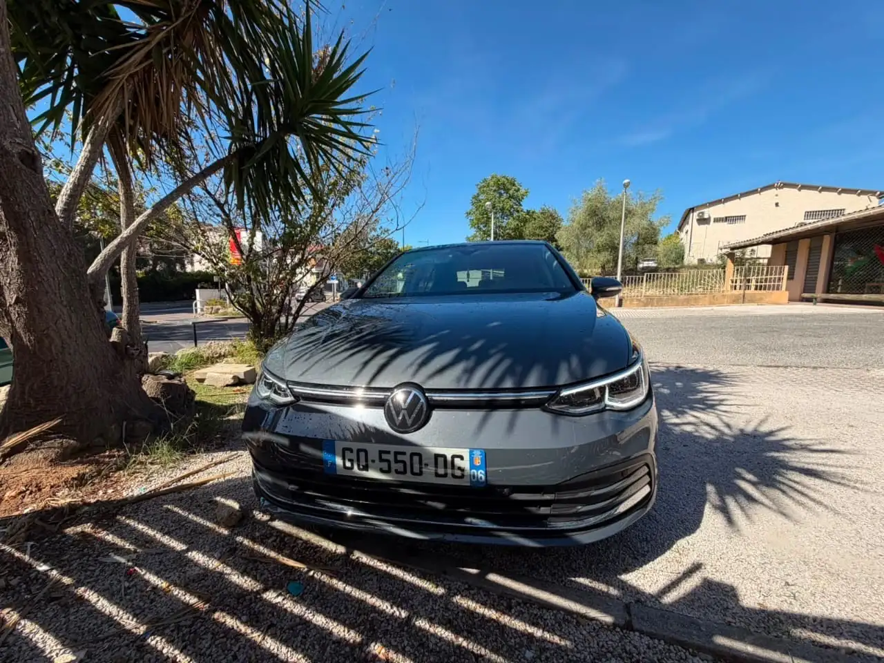 Volkswagen Golf Standard Model