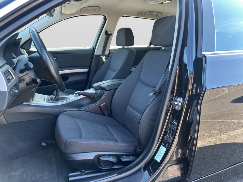 BMW 335 i Touring / 2.Hand / NAVI / XENON — photo 10