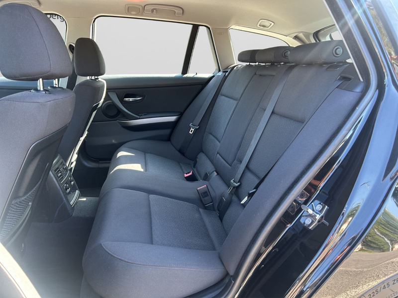 BMW 335 i Touring / 2.Hand / NAVI / XENON — photo 12