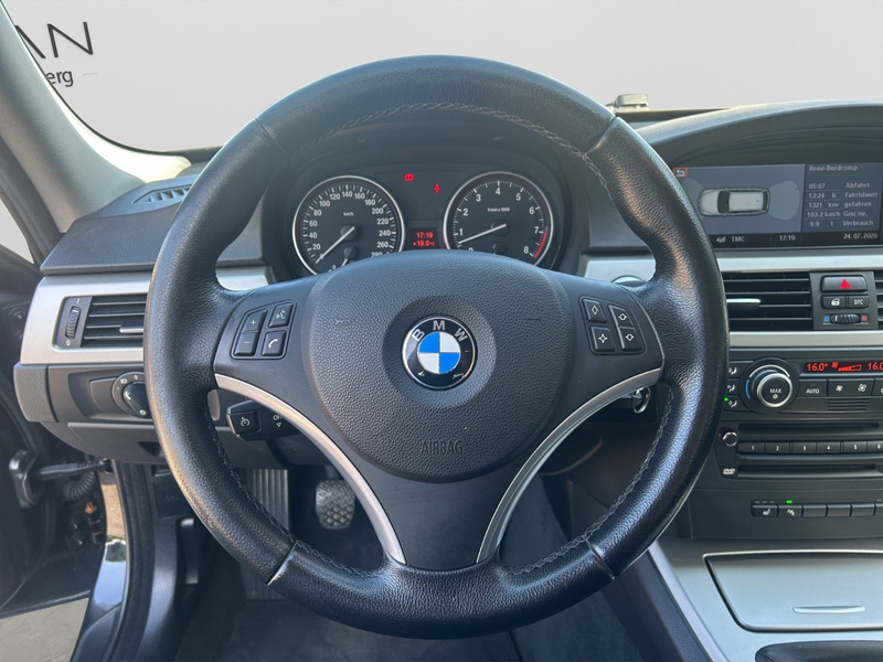 BMW 335 i Touring / 2.Hand / NAVI / XENON — photo 16