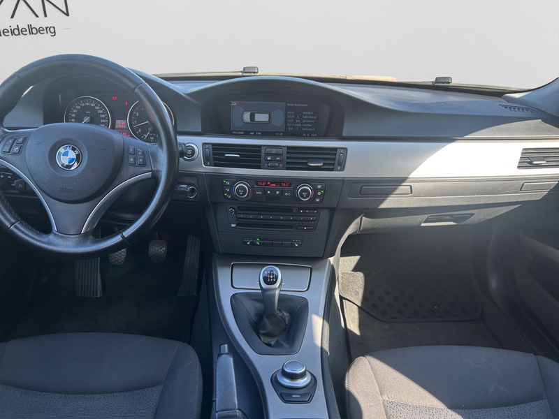 BMW 335 i Touring / 2.Hand / NAVI / XENON — photo 15