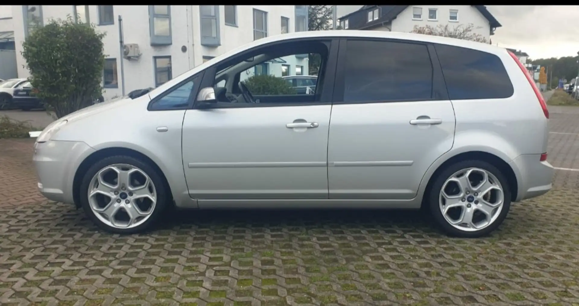 Ford C-Max Titanium Grau - 2