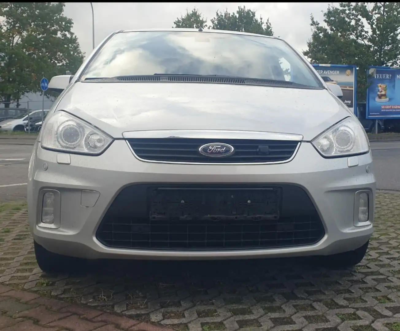 Ford C-Max Titanium Grau - 1