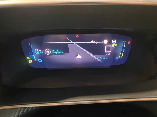 Peugeot 2008 view 16