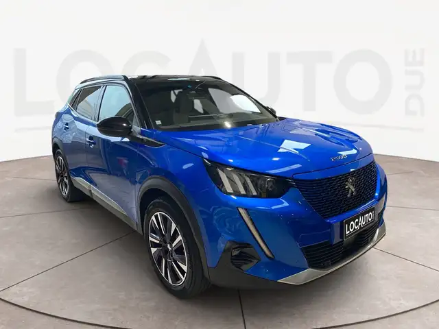 Peugeot 2008 view 3