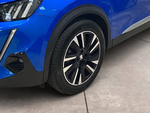 Peugeot 2008 view 15