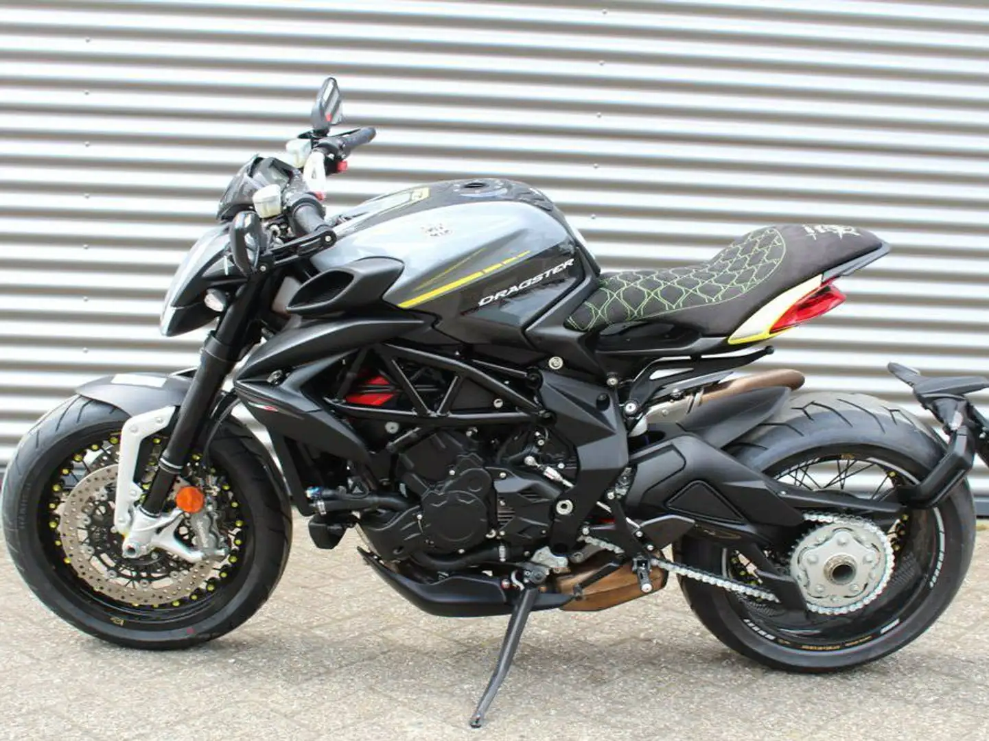MV Agusta Dragster 800RR Noir - 1