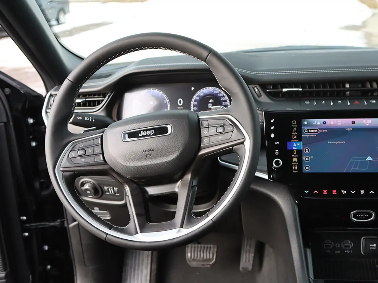 Jeep Grand Cherokee снимка Jeep Grand Cherokee