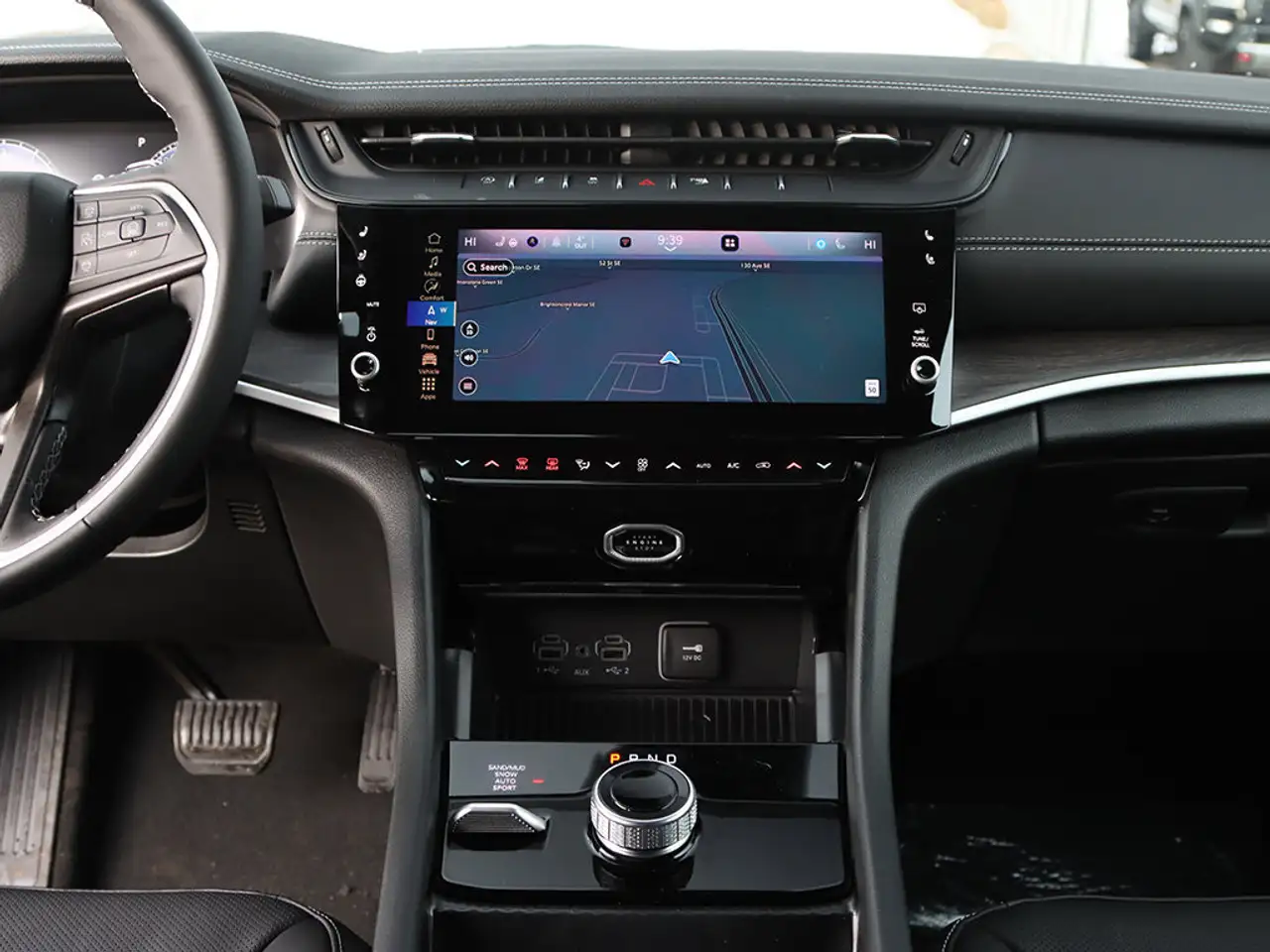 Jeep Grand Cherokee снимка Jeep Grand Cherokee