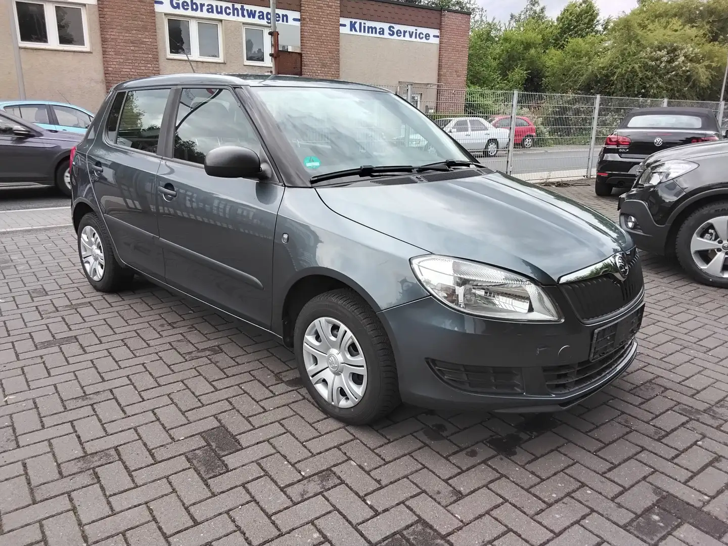 Skoda Fabia Cool Edition SITZHEIZUNG-Z V-ERST 72 TKM-1.HAND Gris - 1