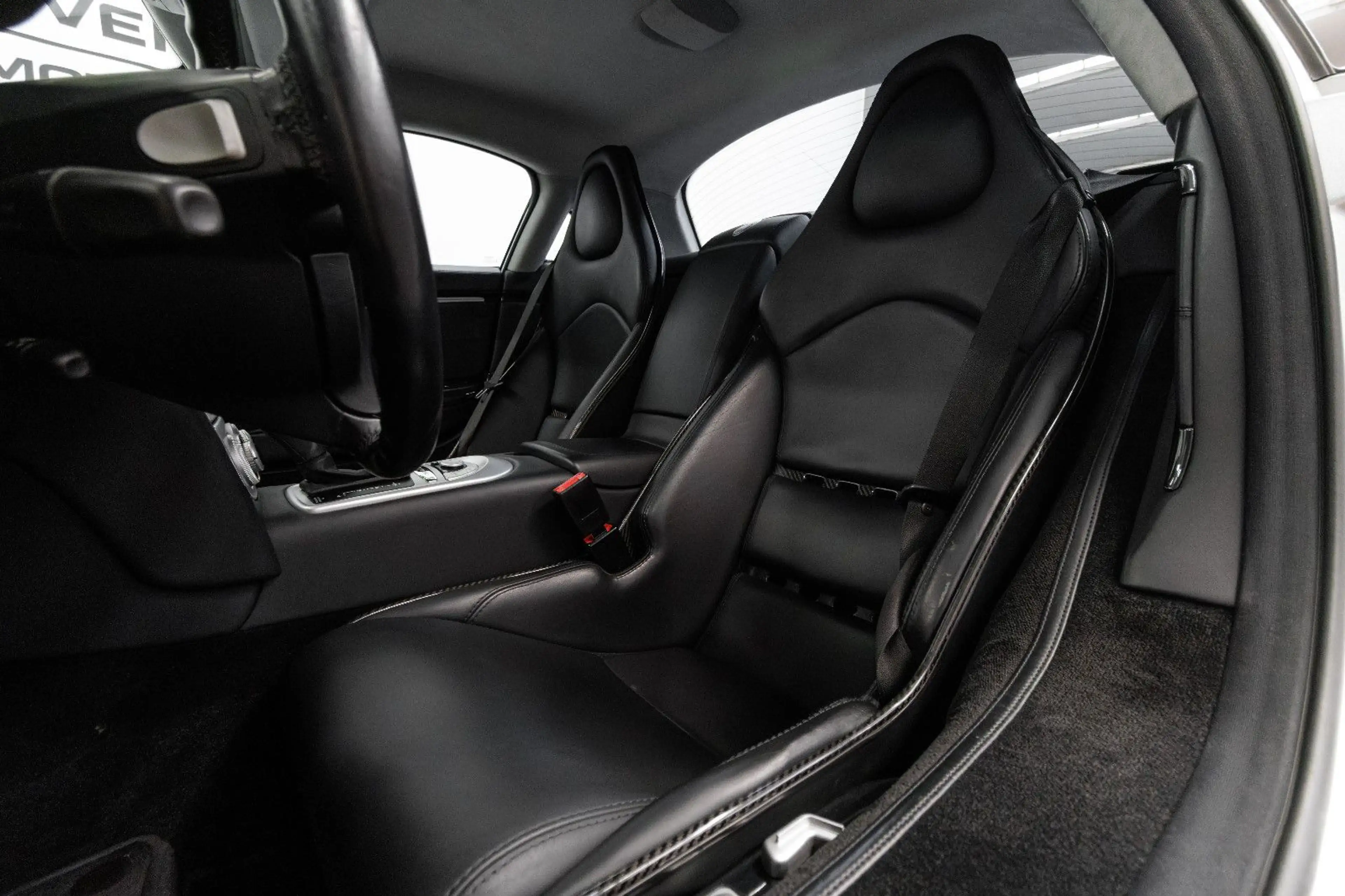 Mercedes-Benz SLR McLaren/DEUTSCH/HISTORIE/BOSE/NAVI/TURBINE — photo 15