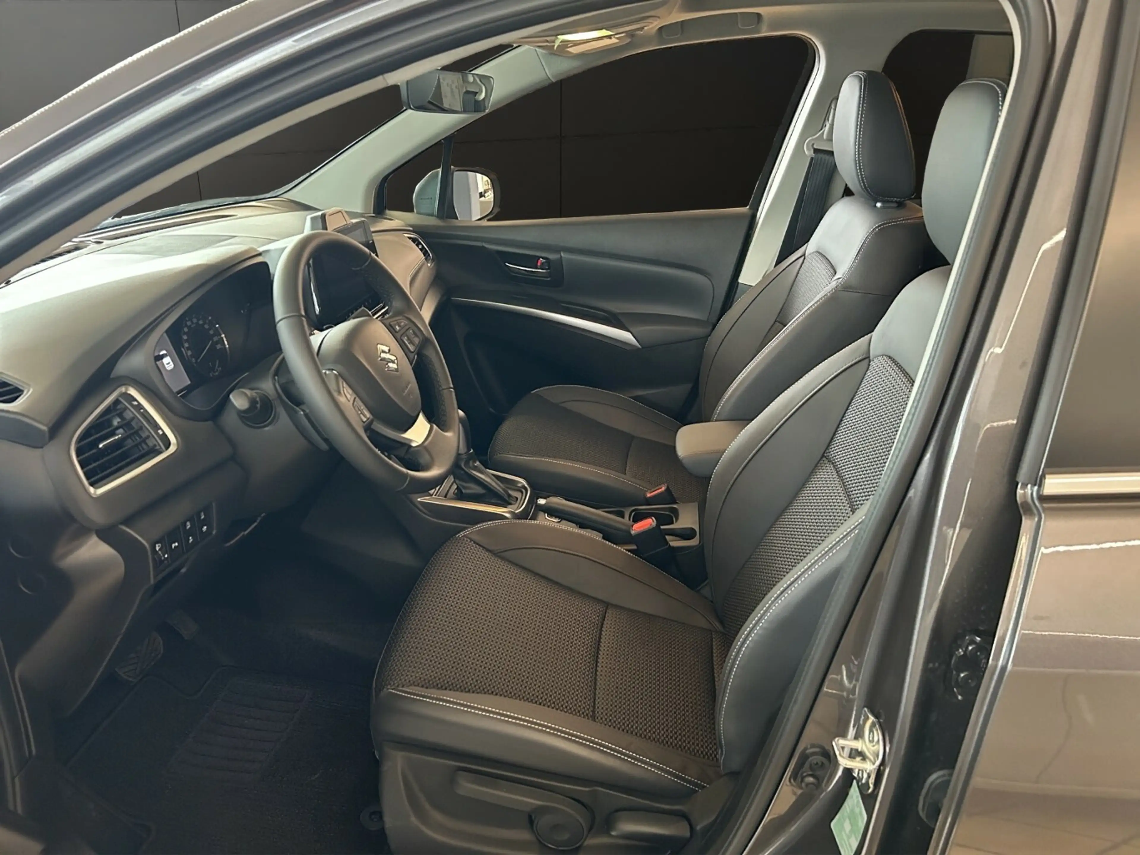 Suzuki S-Cross 1.4 Comfort+ Allgrip 6AT — photo 9