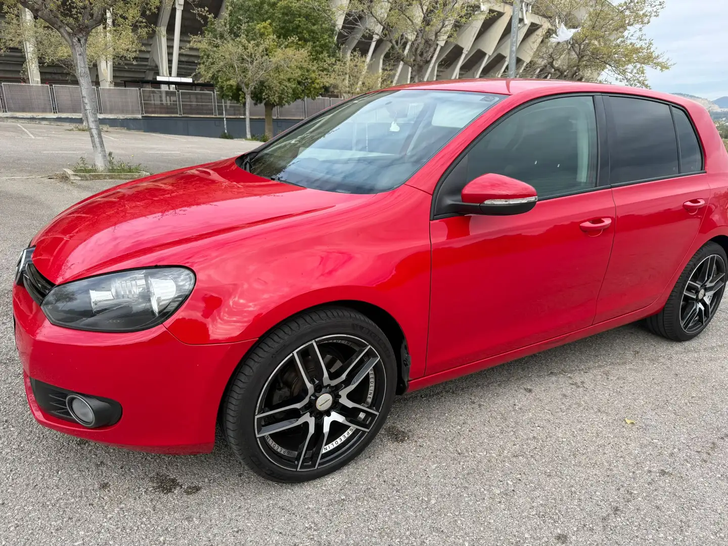 Volkswagen Golf Golf 1.6TDI CR Bluemotion 105 Bluemotion Rojo - 1