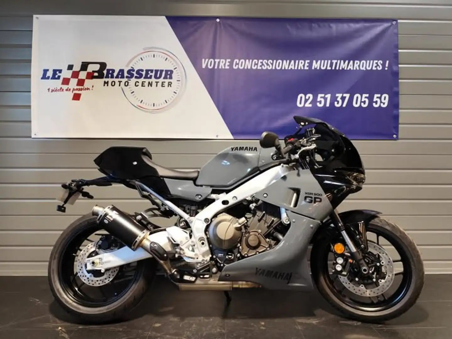 Yamaha XSR 900 Gris - 1