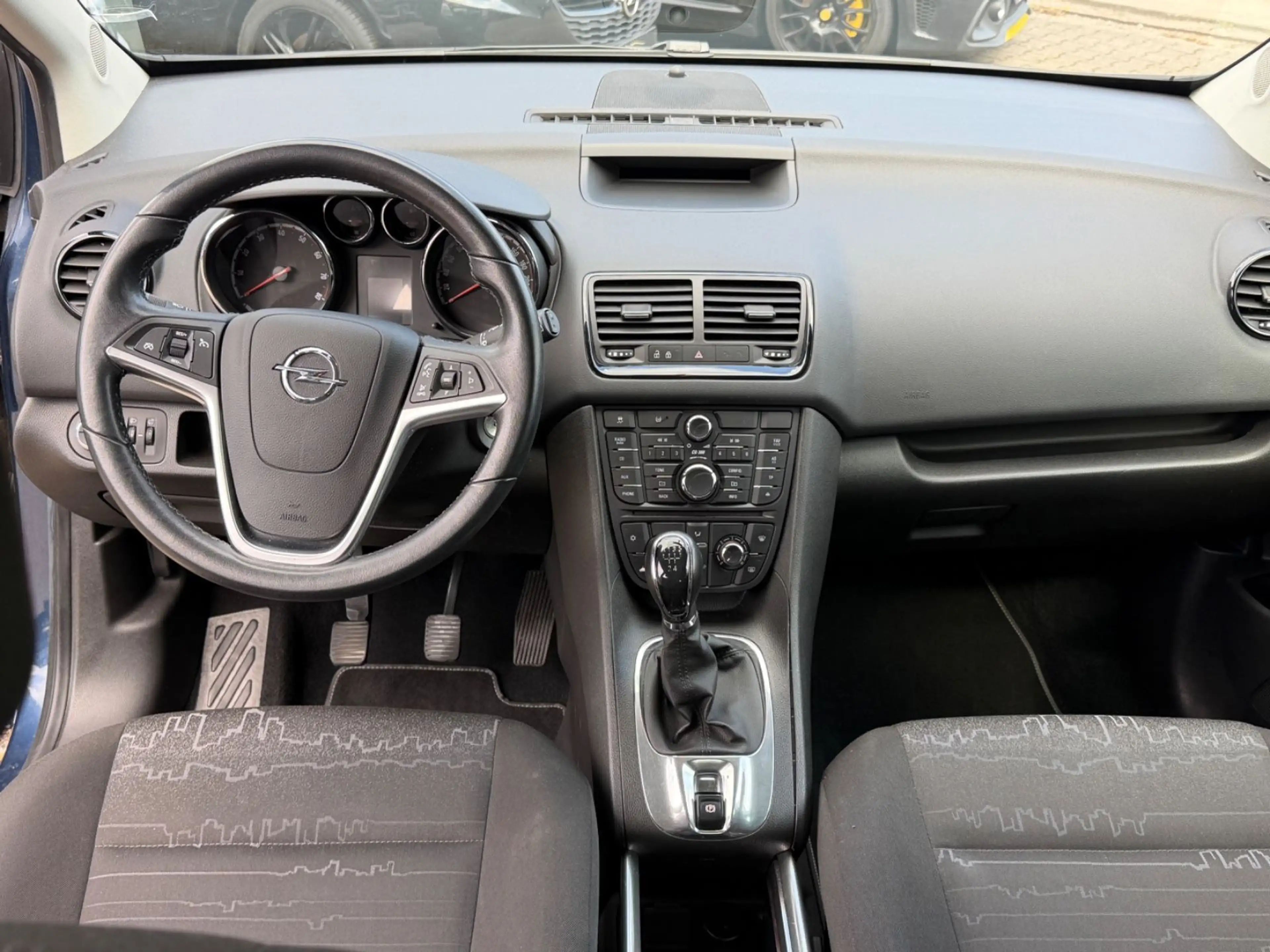 Opel Meriva B Design Edition 1.Hand Scheckheft — photo 12