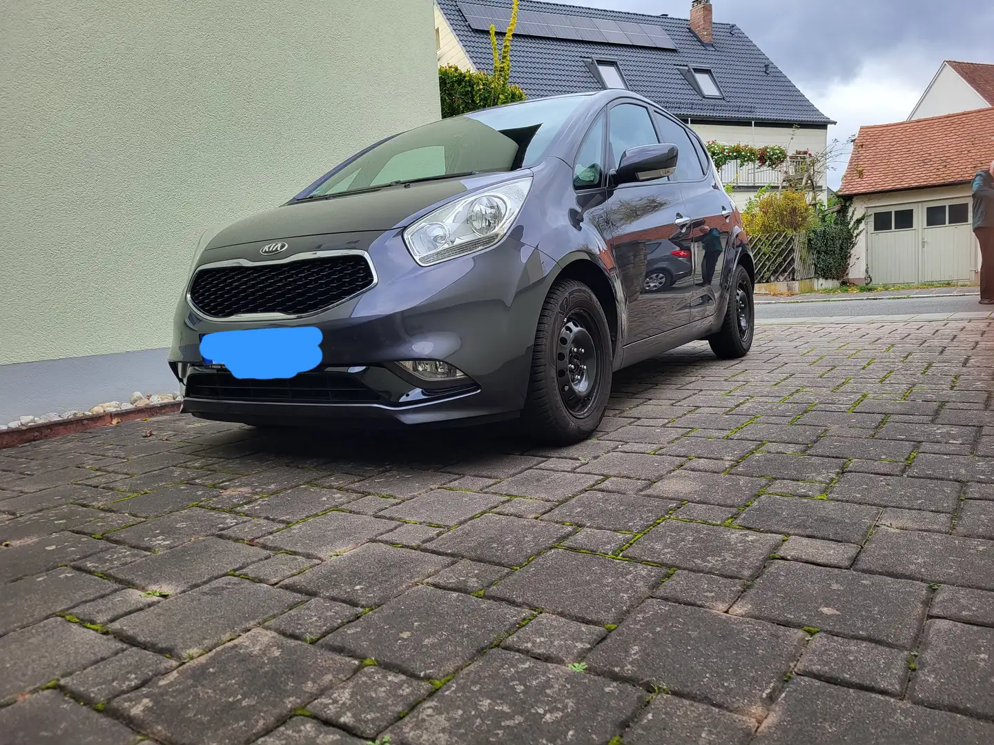 Kia Venga Venga 1.4 CVVT Dream Team Edition Grau - 1