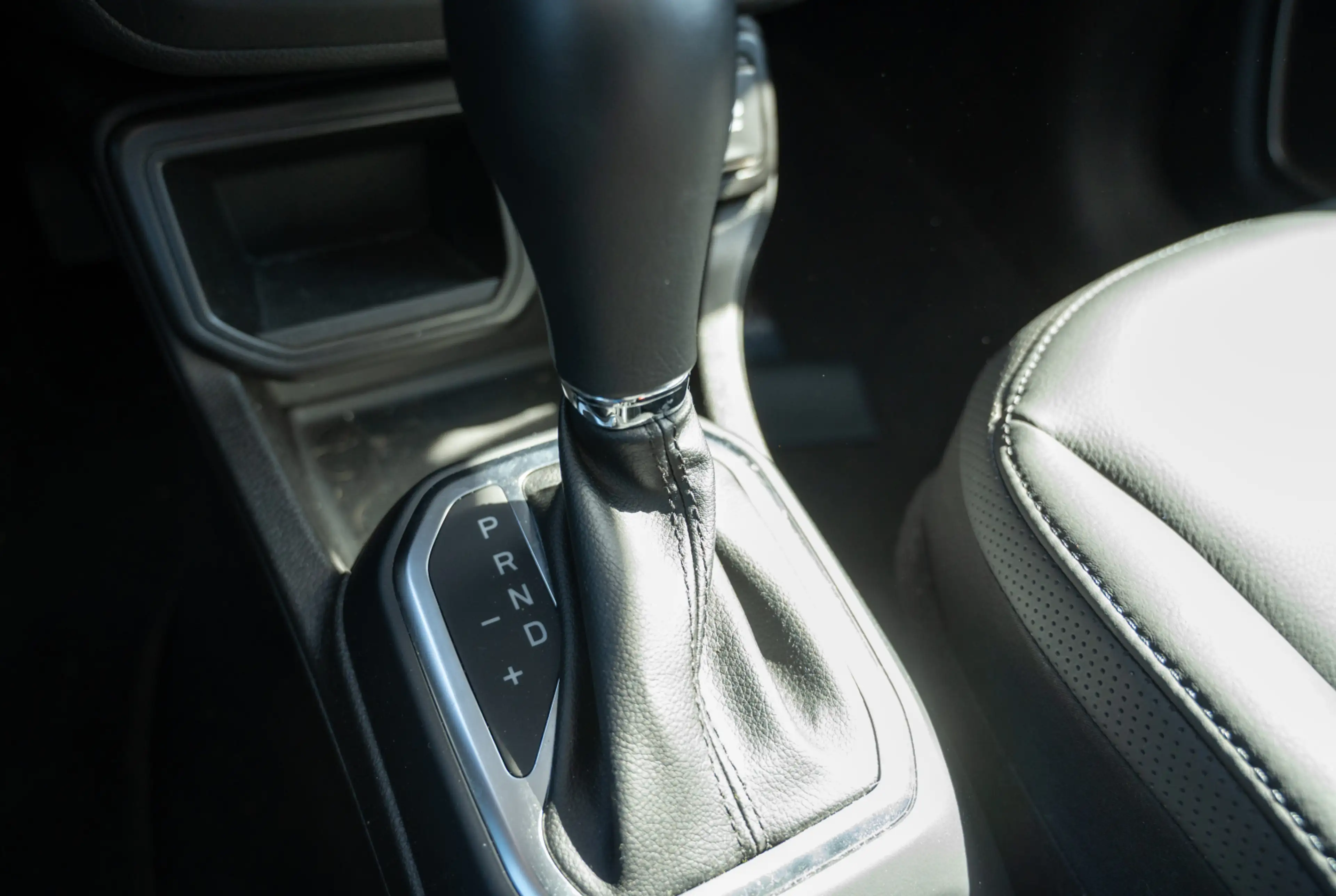 Jeep Renegade Longitude 1.5 e-Hybrid 48V *PANO*KLIMA*DAB* — photo 6