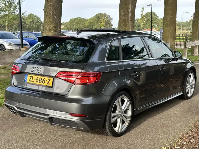 Audi A3 view 14
