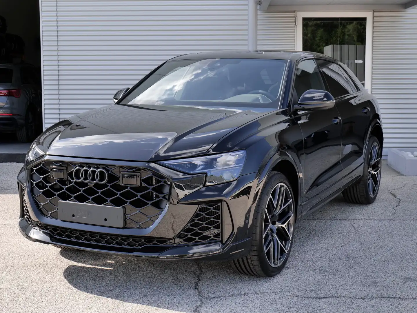 Audi RS Q8 4.0 Tfsi 640cv Tiptronic Performance Schwarz - 1