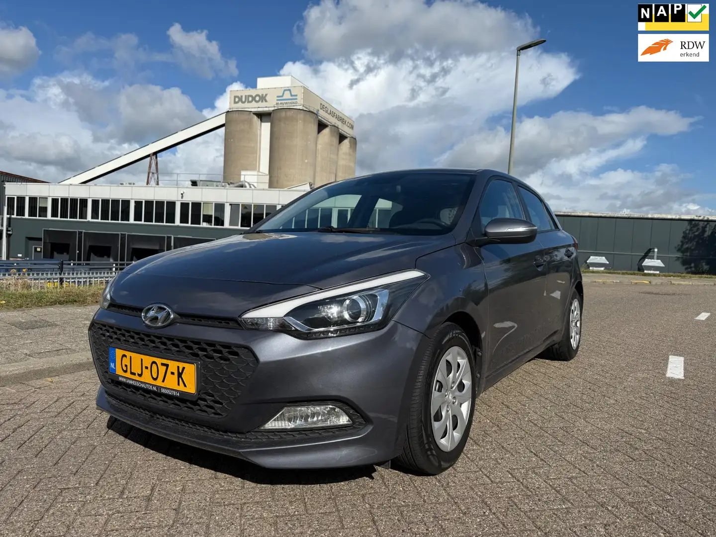 Hyundai i20 1.0 T-GDI Comfort_AUTOMAAT_NETTE AUTO Grijs - 1