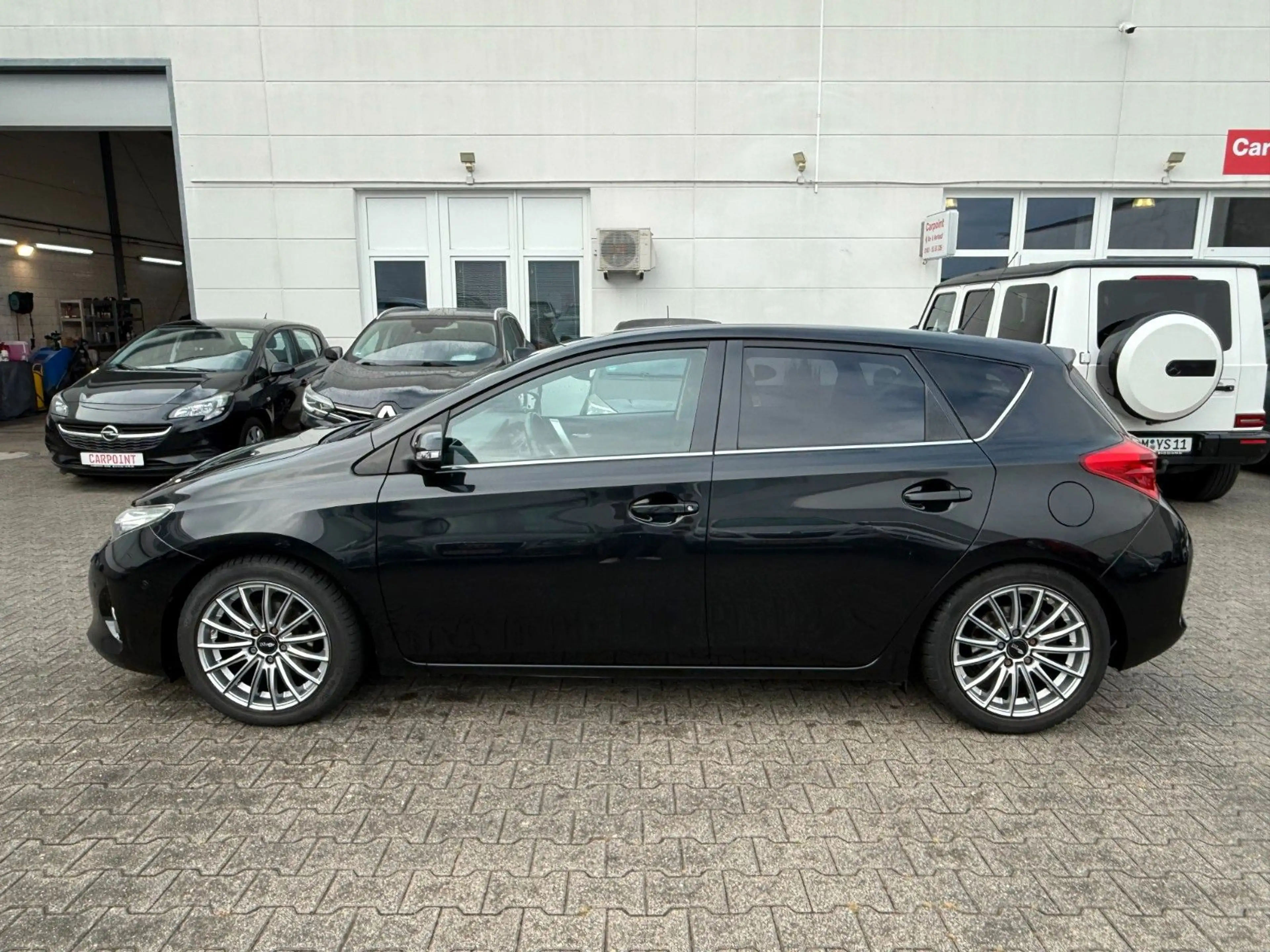 Toyota Auris Executive KAMERA/KLIMA/NAVI/PDC/SHZ — photo 8