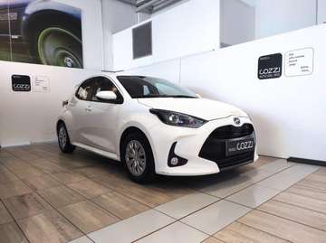 4ª serie - Yaris 1.5 Hybrid 5 porte Business
