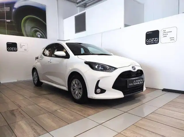 Toyota Yaris 4ª serie - Yaris 1.5 Hybrid 5 porte Business