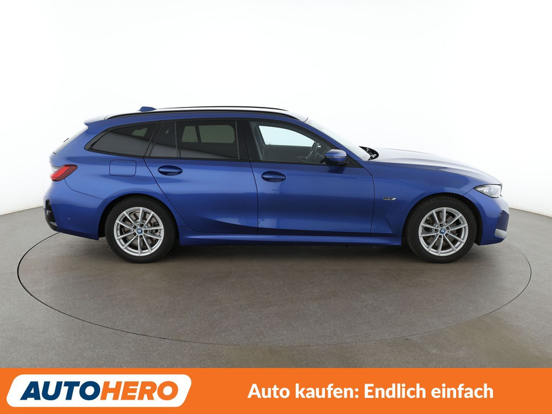 BMW 330 330e M Sport — photo 7