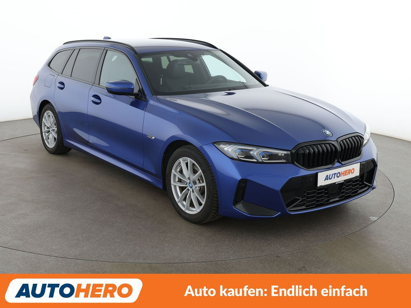 BMW 330 330e M Sport — photo 8