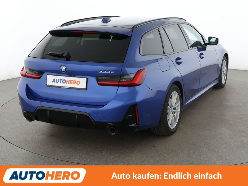 BMW 330 330e M Sport — photo 6
