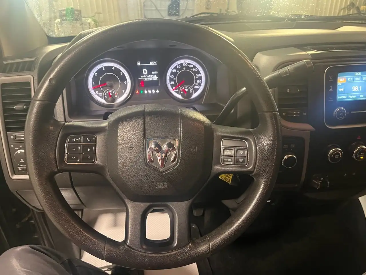 RAM 1500 снимка RAM 1500