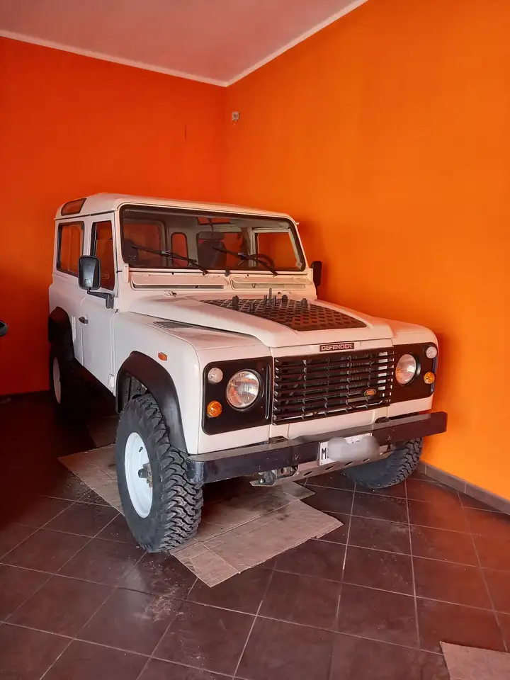 Land Rover Defender 90 2.5 tdi Hard top, foto 2
